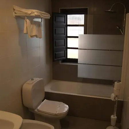 فندق Palacio De Vallados 3*