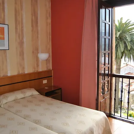 Hotel Palacio De Vallados
