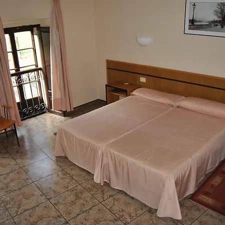 Hotel Palacio De Vallados 3*