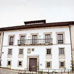 Palacio De Vallados