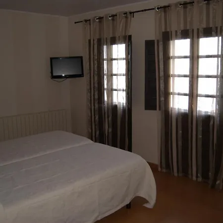 Palacio De Vallados Lastres