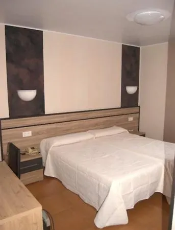 Hotel Palacio De Vallados Llastres