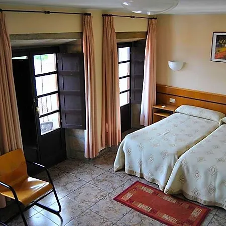 Hotel Palacio De Vallados Llastres