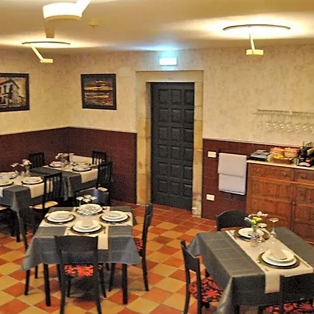 Palacio De Vallados Hotel Llastres