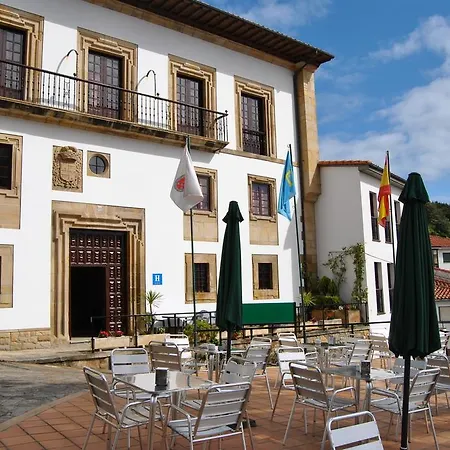 Hotel Palacio De Vallados Llastres